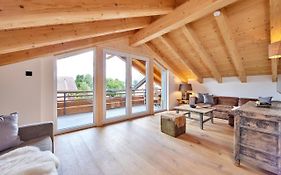 Chalet Sunshine